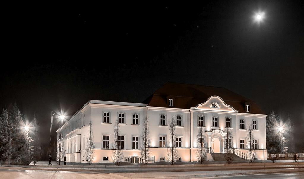 Palazzo Adler Bed and Breakfast Swarzędz Buitenkant foto